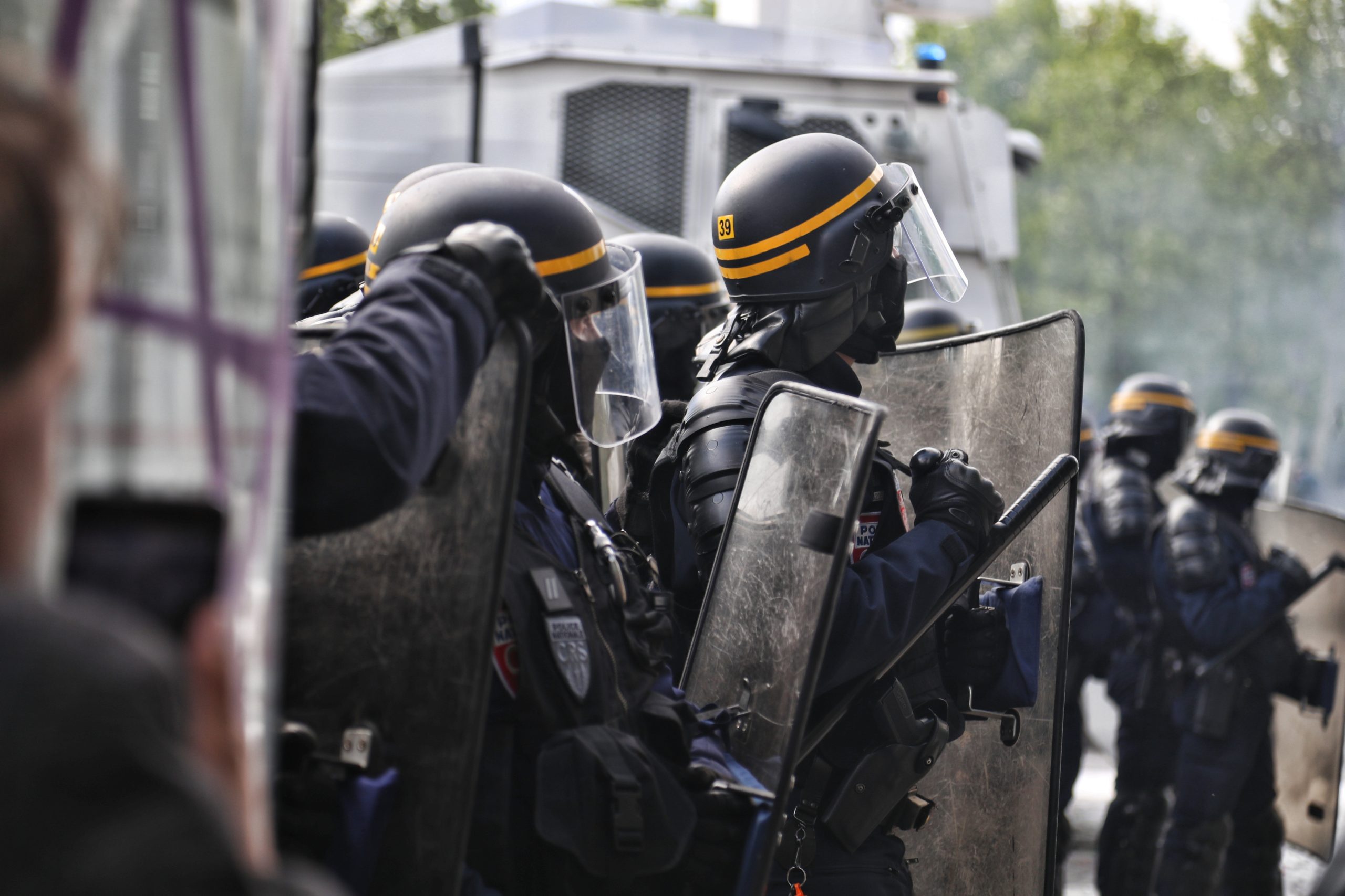 A brutalidade nossa de cada dia: estudo da UFF sobre milícias aponta naturalização de uma sociabilidade violenta no Rio de Janeiro